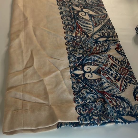 BCBGMAXAZRIA XS Cream & Blue Tribal Print Wide Leg Pants with Front Pocket - Picture 7 of 8